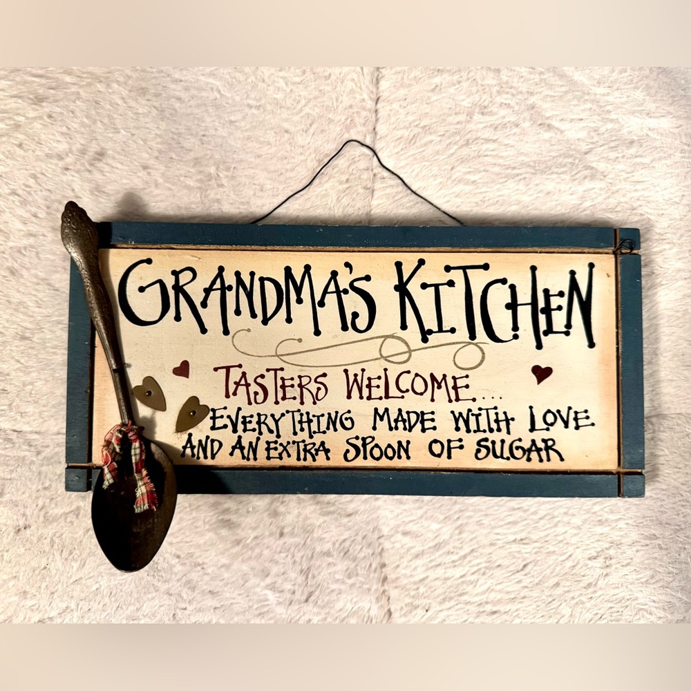 Charming Grandma's Kitchen Wall Art - Blue and White